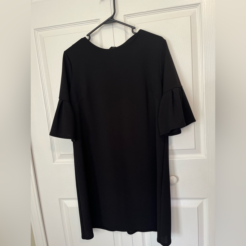 2hearts Bell Sleeve Shift Mini‎ Black Dress Size Large